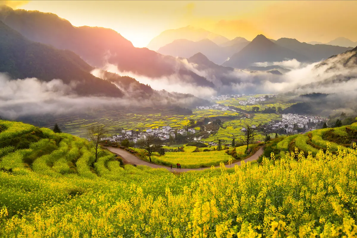 เจียงหลิ่ง (Jiangling Scenic Area)