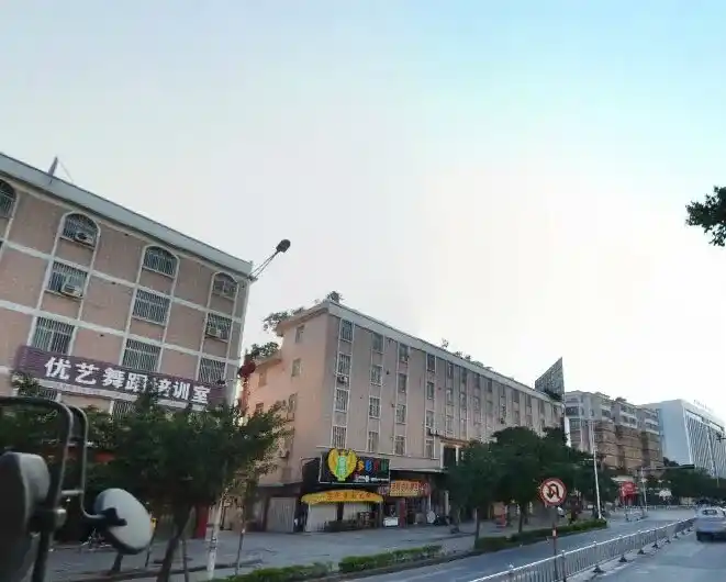 Donghu Grand Hotel-2