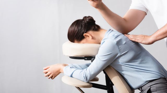 Stuhlmassage (Chair Massage)
