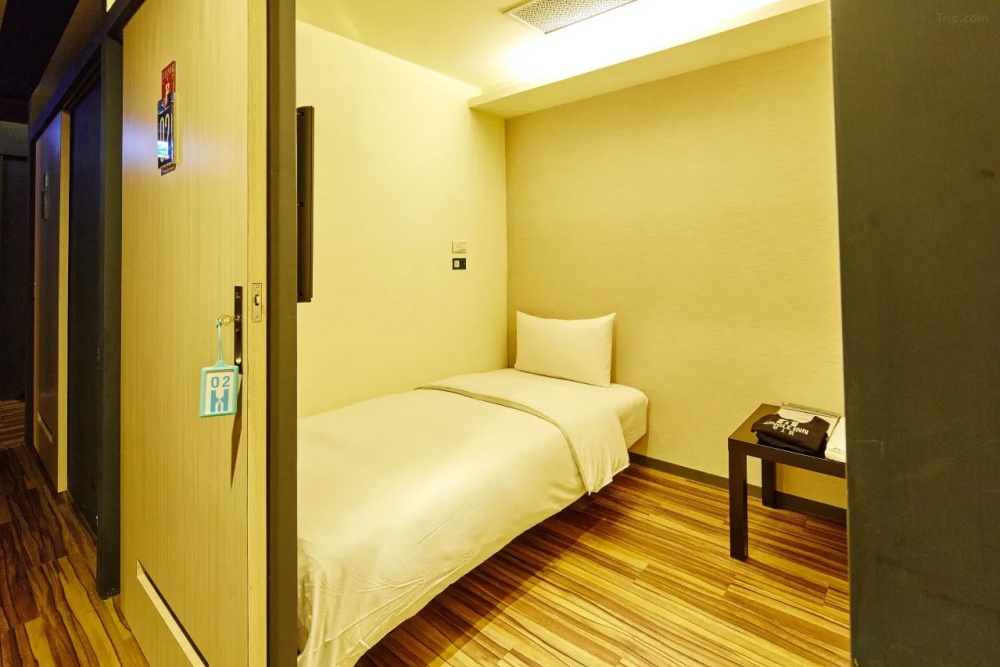 Single Inn 單人房(高雄林森館)