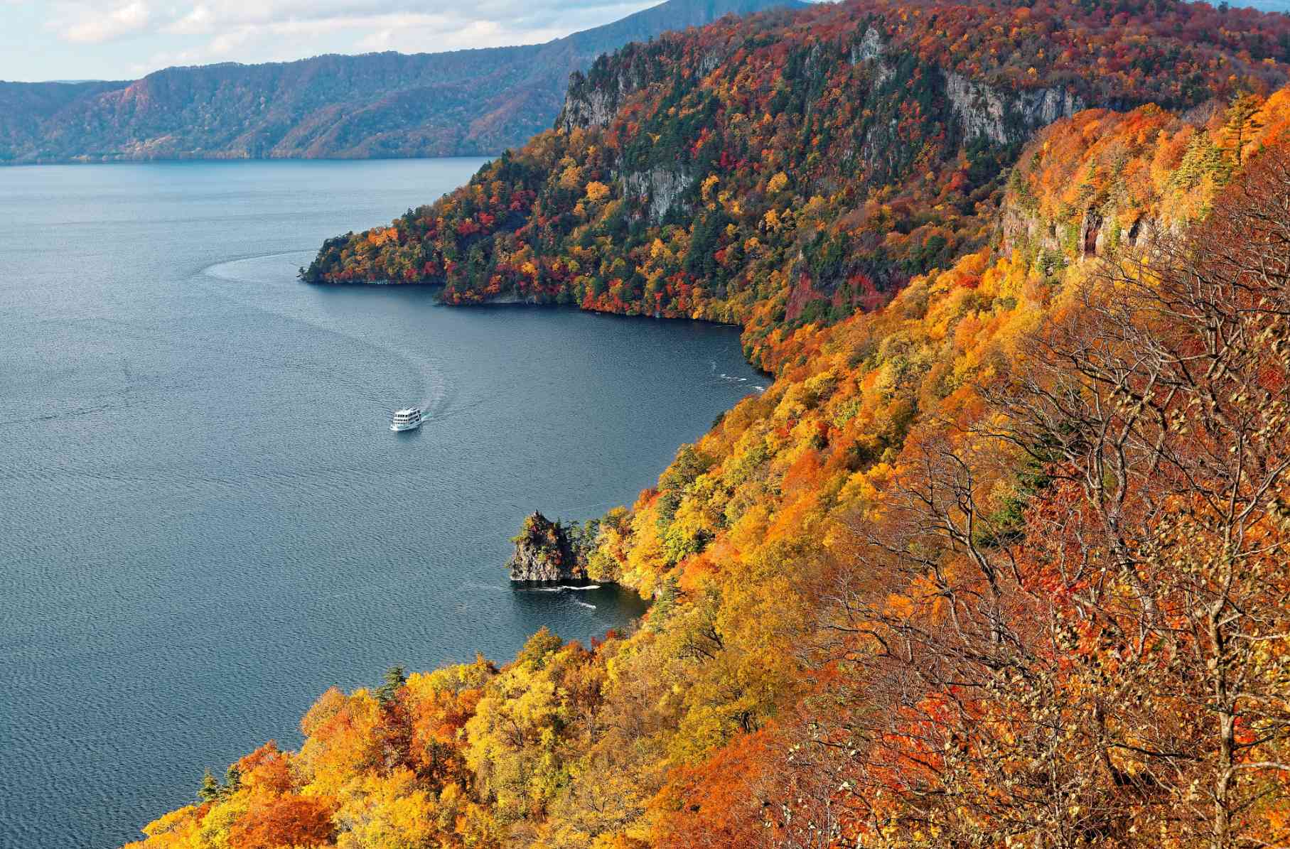 日本東北賞楓景點｜青森 - 十和田湖