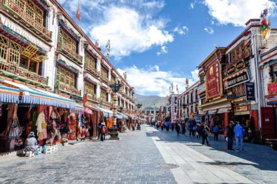 티벳 여행 바코르 거리