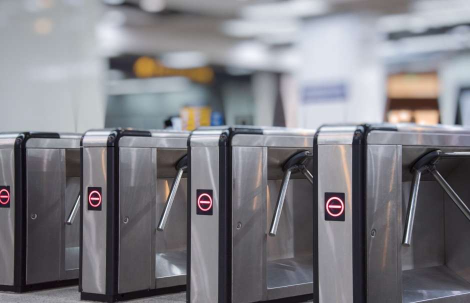 ฝากกระเป๋า สนามบิน เซี่ยงไฮ้ 