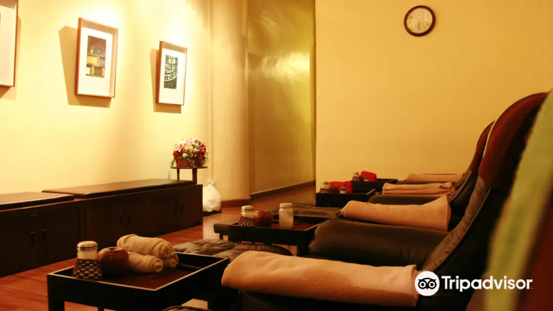 曼谷按摩, Let's Relax Spa