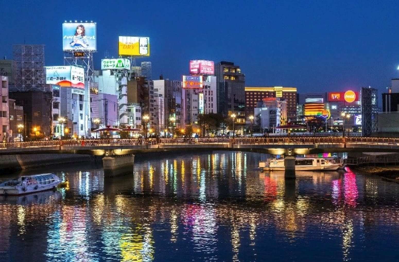 후쿠오카 야키니쿠, 나카스 근처