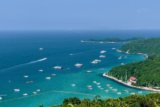 วิวทะเลที่ได้เจอถ้าไปชลบุรี