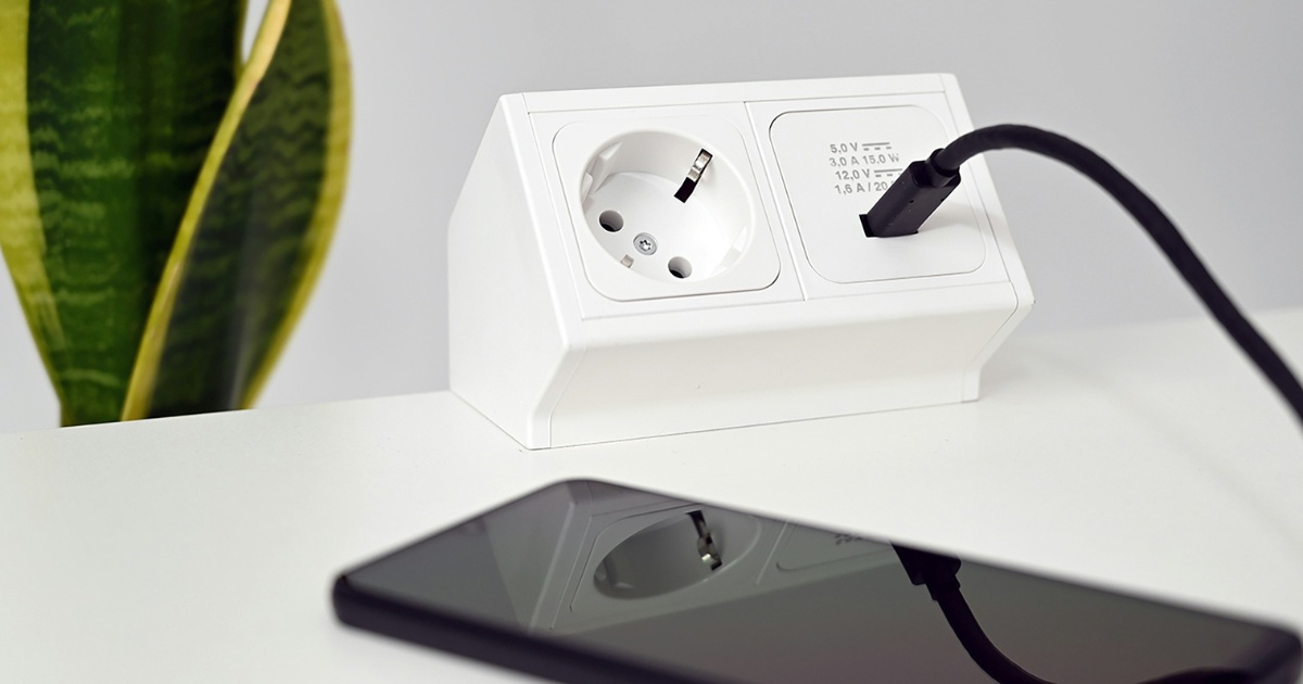 power point charging phone