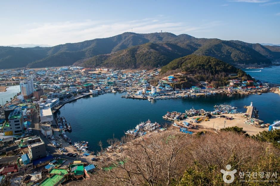영덕 여행 코스, 축산항