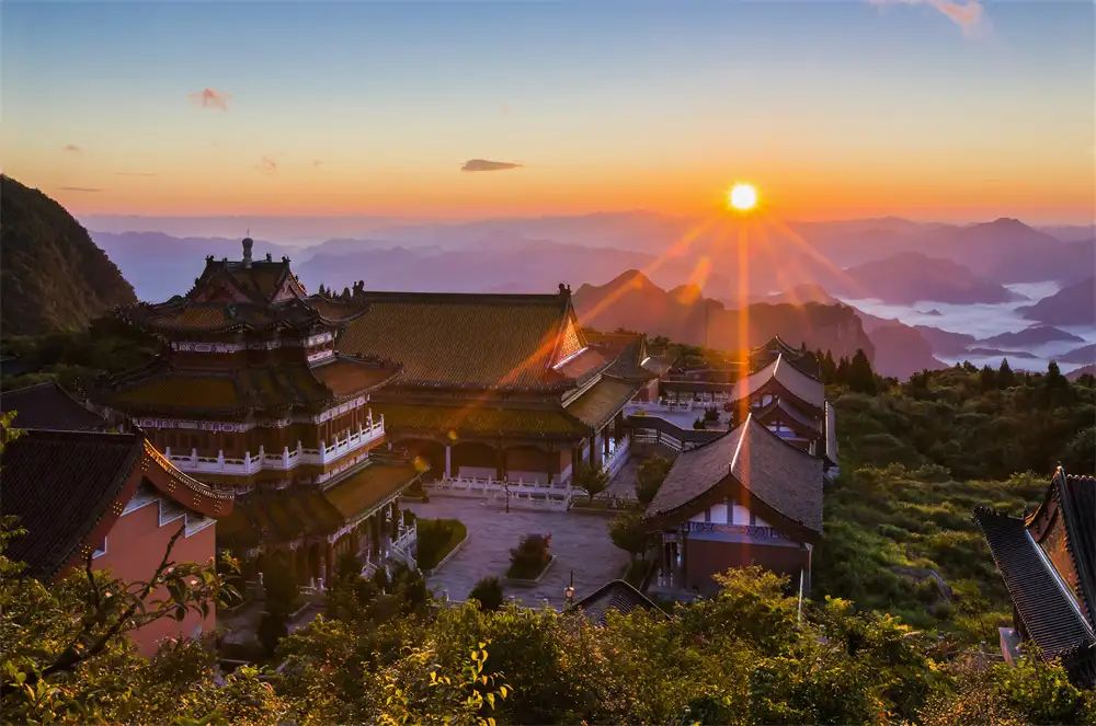 What to See and Do at Tianmen Mountain - Tianmen Mountain Temple