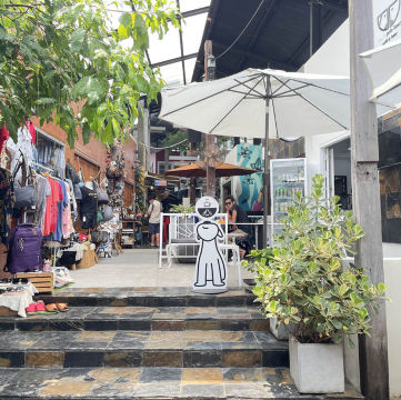 18. ตลาดเกาะเกร็ด