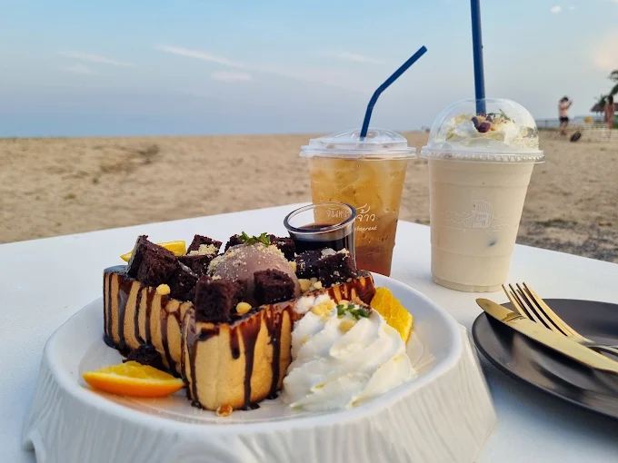 จันทร์จ้าว Cafe & Restaurant
