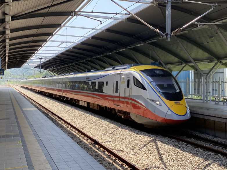 เดินทางด้วยรถไฟ ETS จากกัวลาลัมเปอร์ไปปีนัง