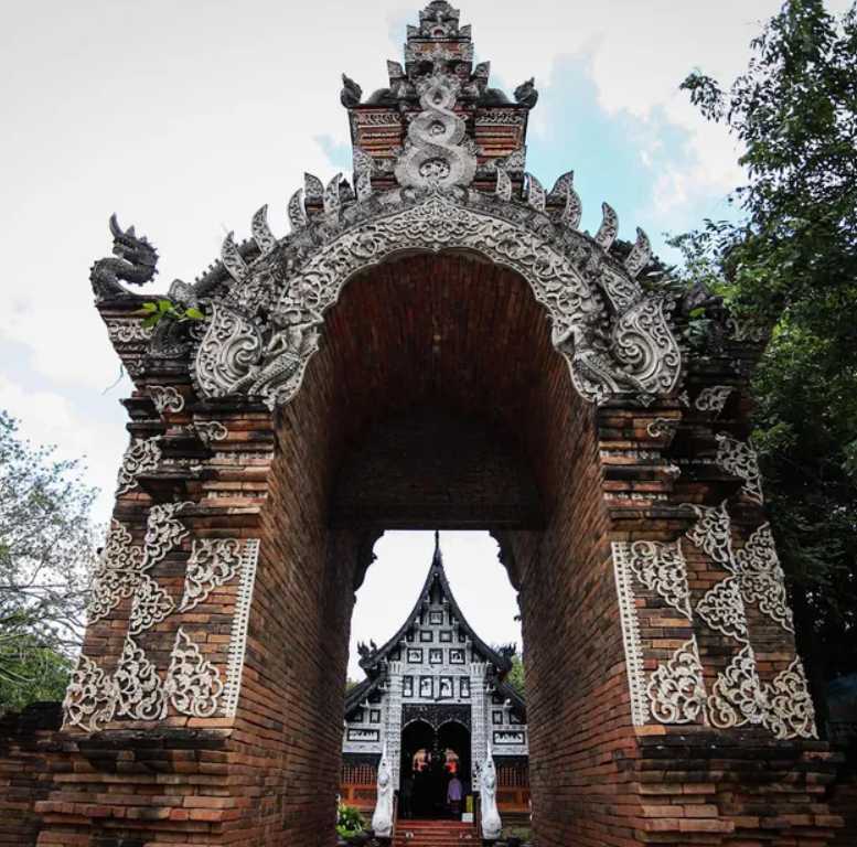 วัดโลกโมฬี