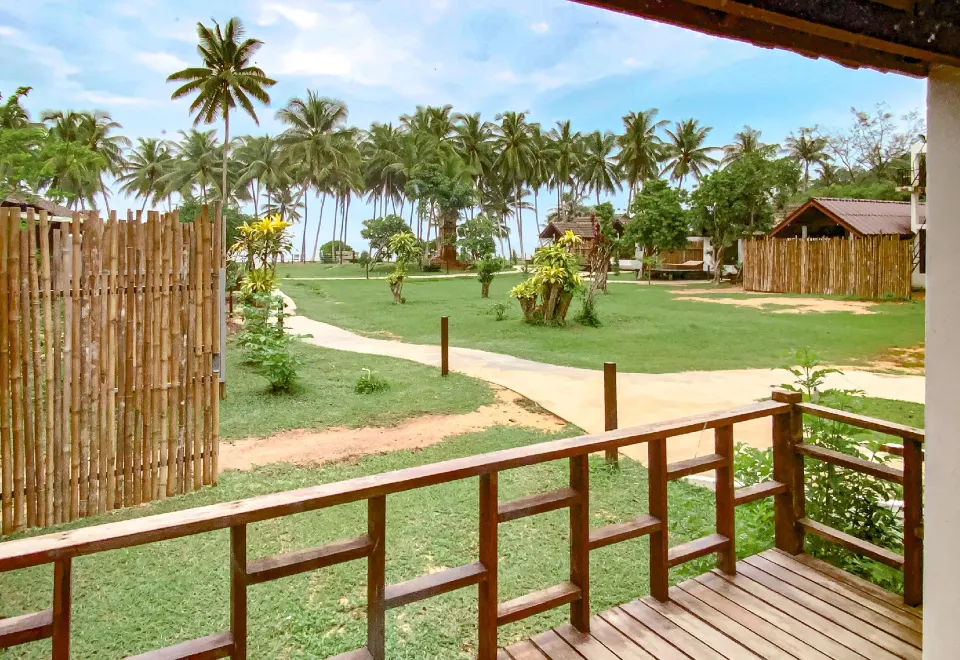 ชุมพร คาบาน่า