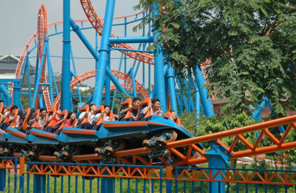10 Inversion Roller Coaster 