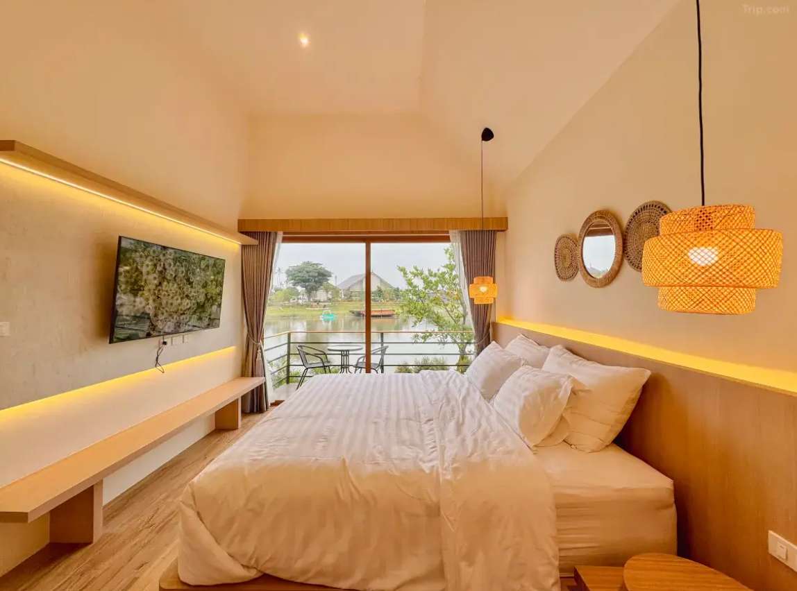 อิสรีย์ เนทูรัล รีสอร์ท