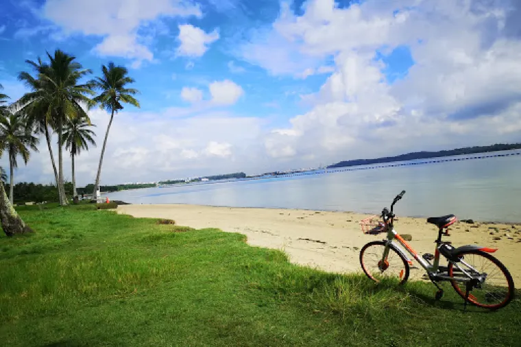 hot and humid singapore weather