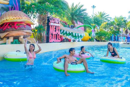 Cloudy with a Chance of Meatballs Swallow Falls River Adventure