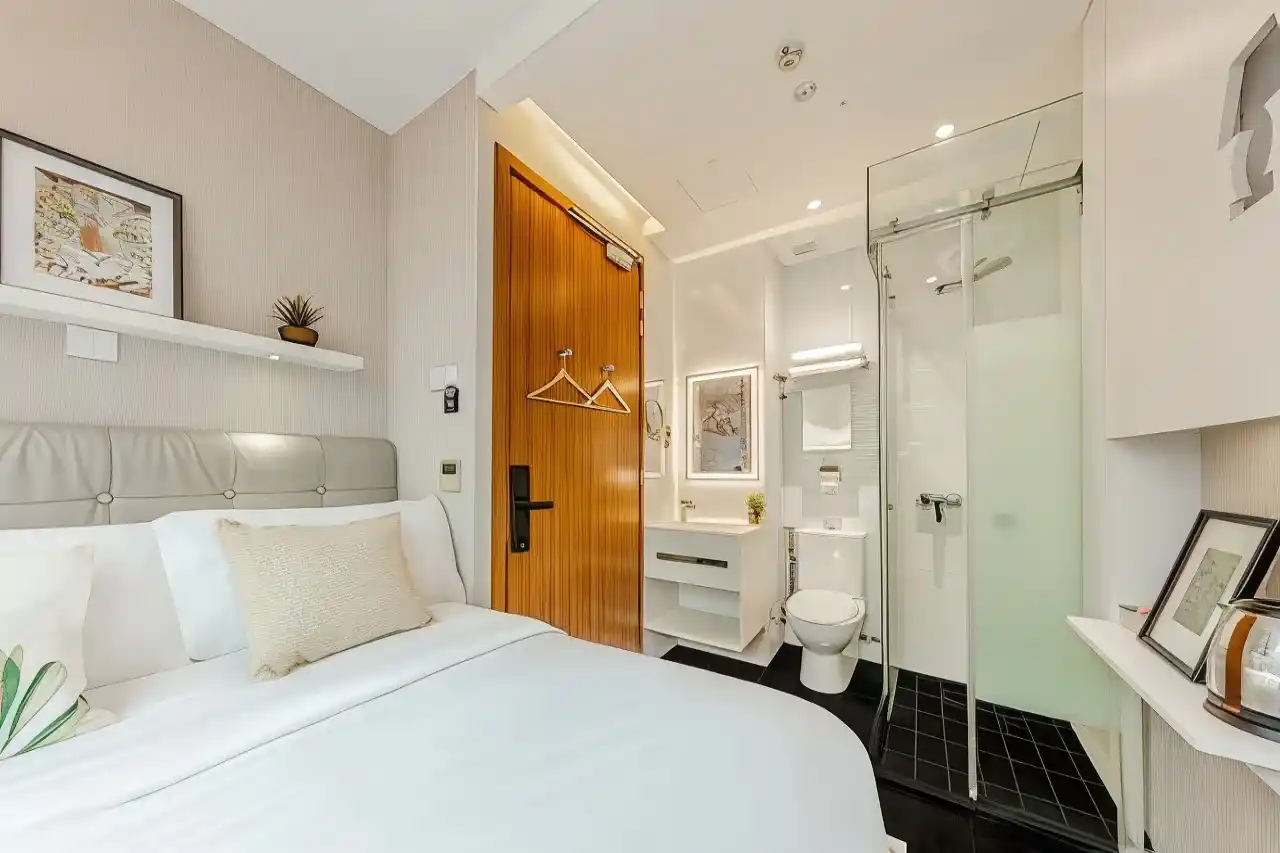 ดี’โนวา โฮเทล แอท บูกิส