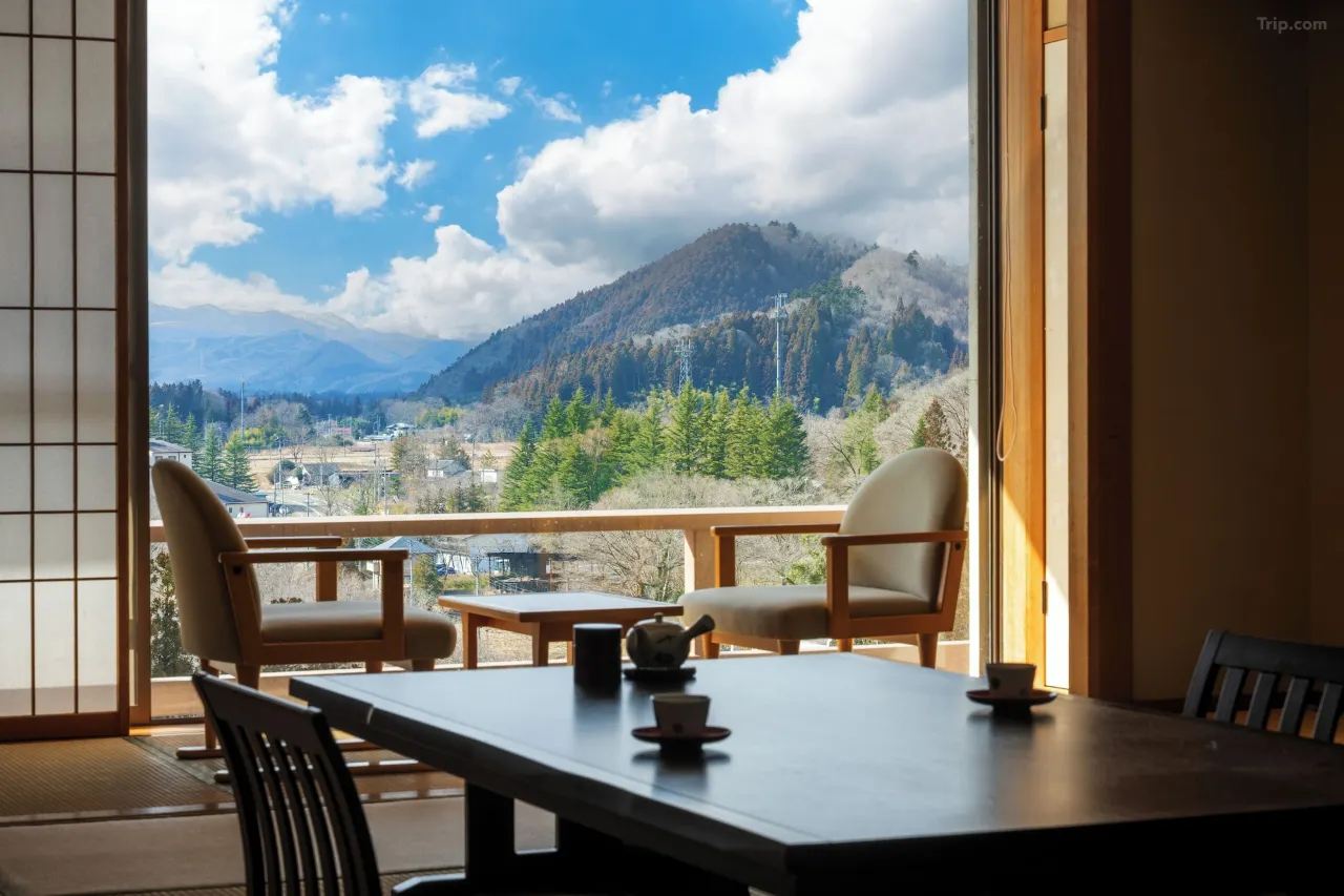 아키우 온천 료칸 