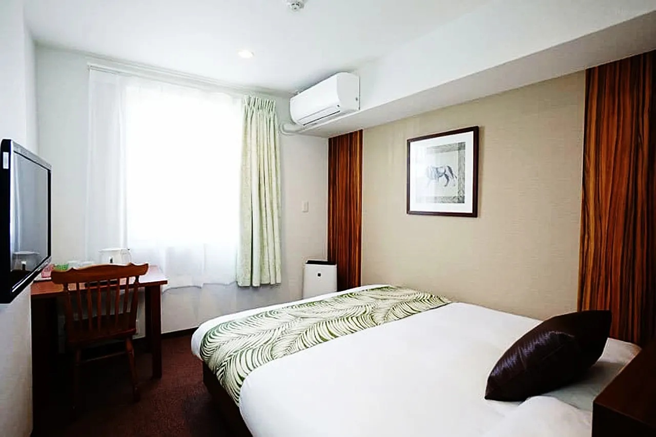 大阪灣柔婕閣飯店