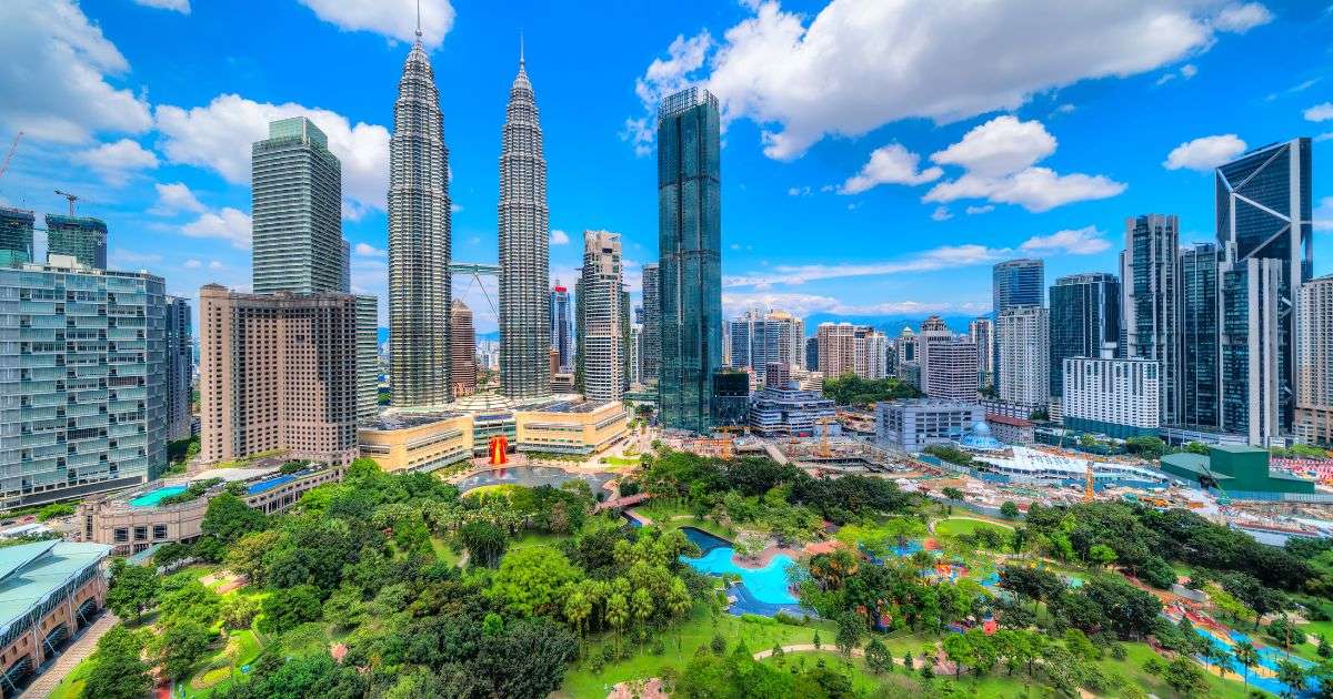 ตารางรถไฟ KLIA Ekspres 2569: เวลาเดินรถ ราคา และวิธีเดินทางจากสนามบิน | Trip.com