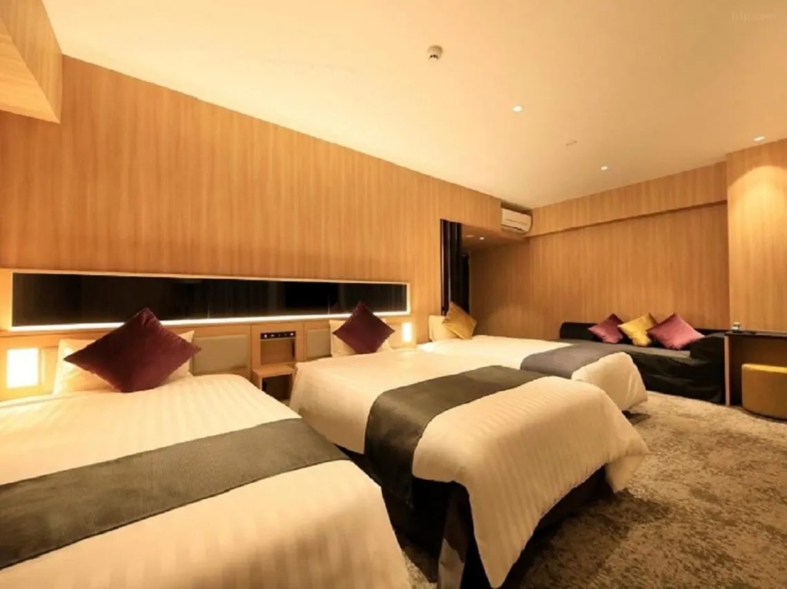 福岡天神昆特薩酒店 Comic&Books