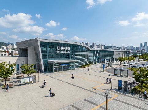 Taehwagang Station