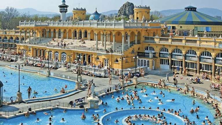 布達佩斯 - 超夢幻的燈光裝飾、 溫泉