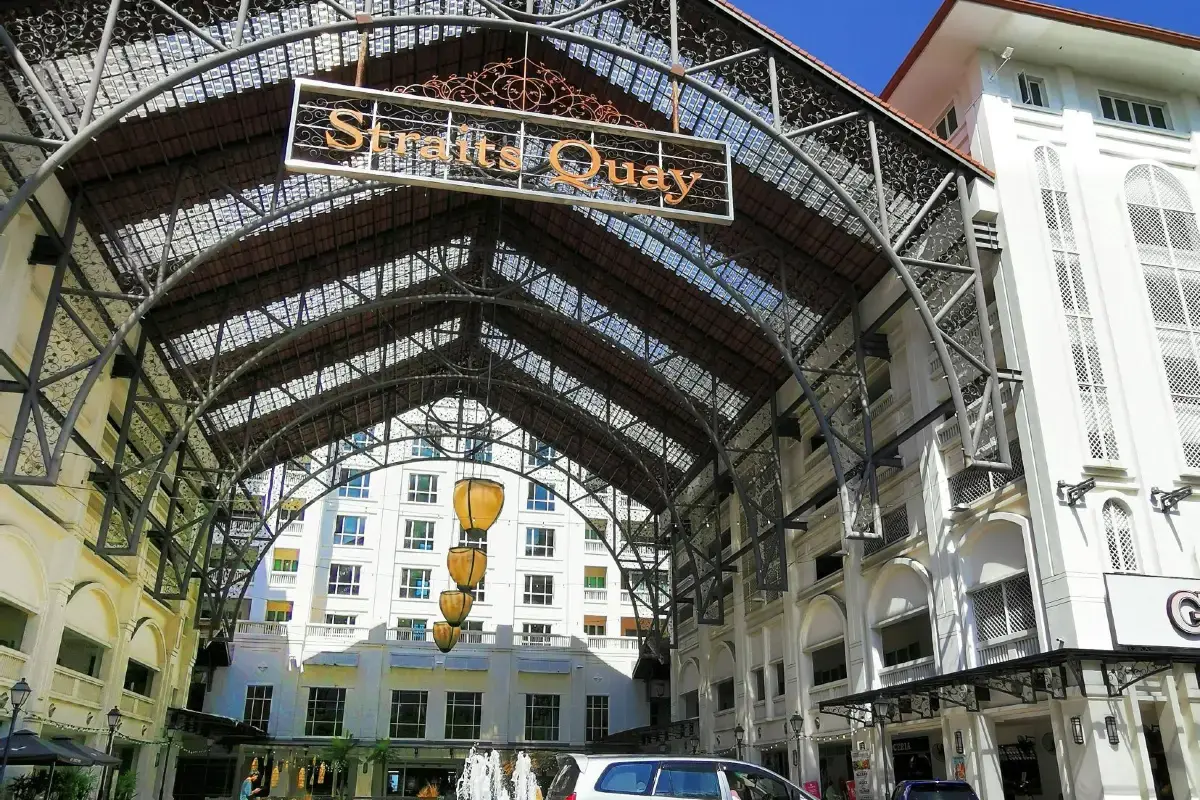 Waterfront at Straits Quay Marina Mall