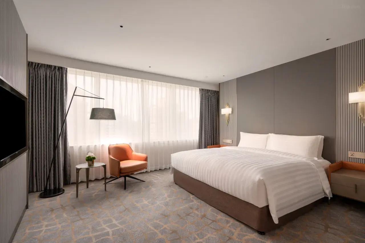 Pullman Shanghai Central – In Xintiandi & Yu Garden Area