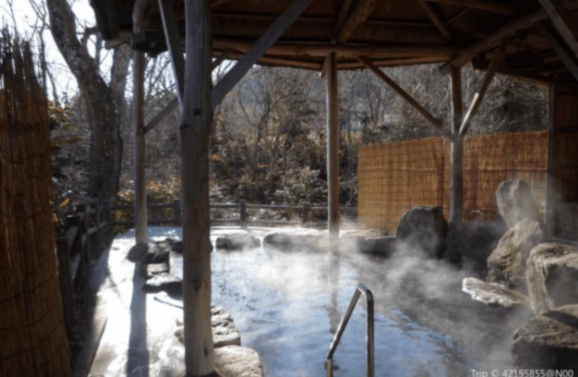 아키우 온천 내부