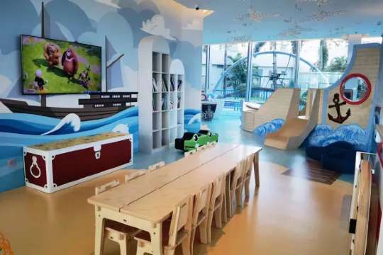 珠海住宿｜珠海中海萬麗飯店