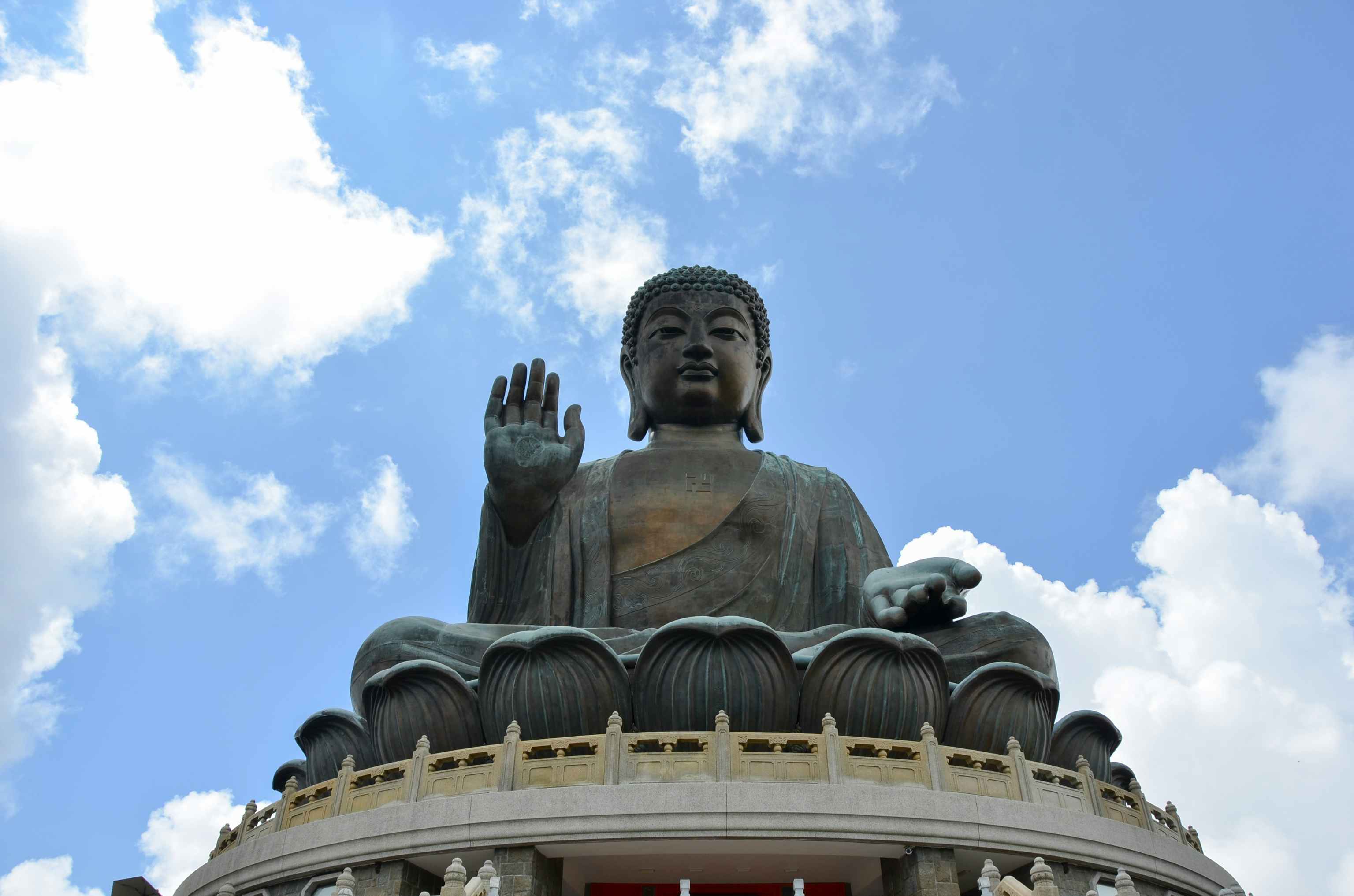 Tian Tan Buddha