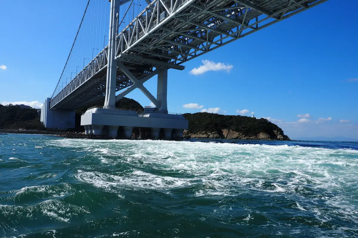 ช่องแคบนารูโตะ