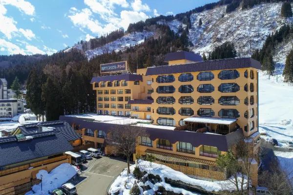 Kagura Ski Resort: Where to Stay #4 Echigo-Yuzawa Onsen Yuzawa Grand Hotel