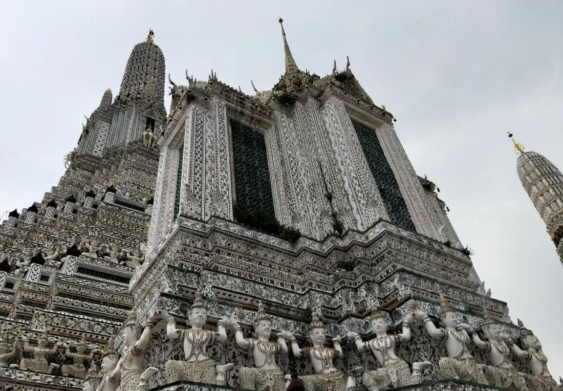 upclose at Wat Arun