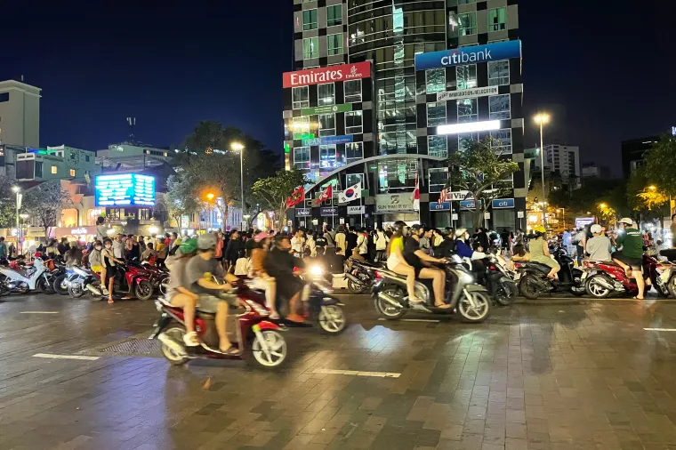 busy road at Nguyen Hue