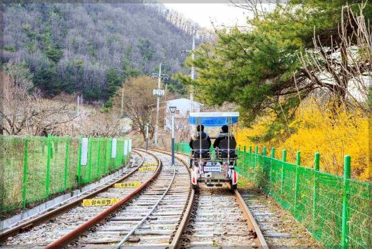 문경 여행 코스, 철로 자전거 