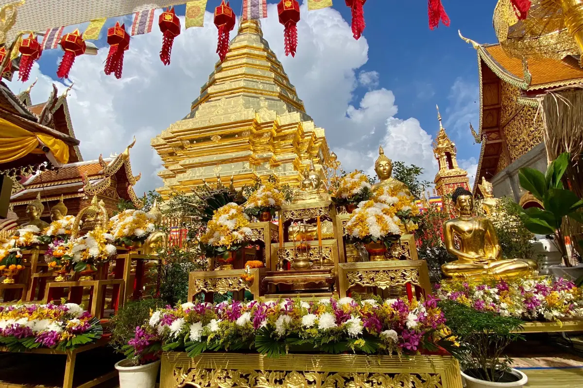 วัดพระธาตุดอยคำ