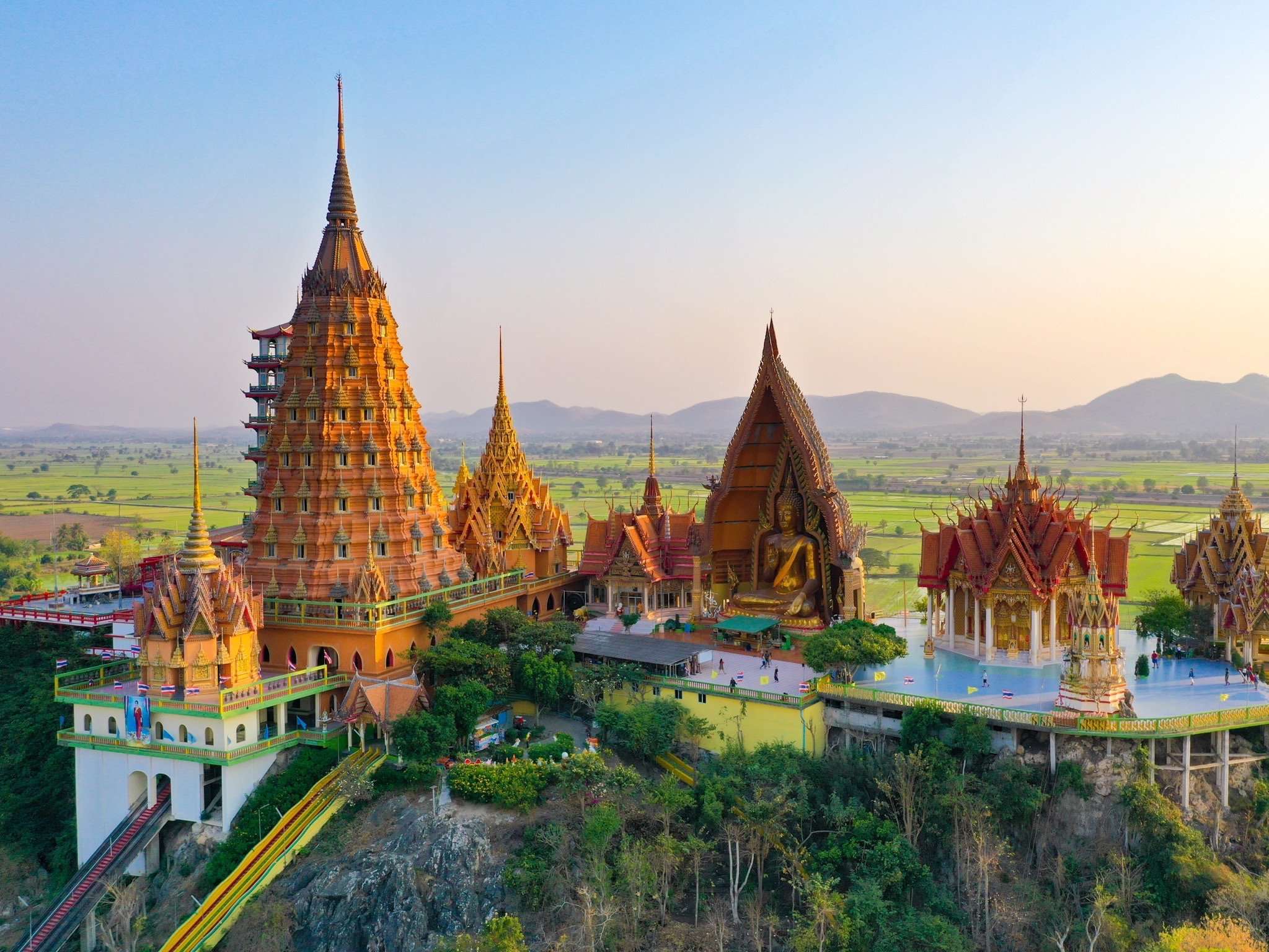 วัดถ้ำเสือ กาญจนบุรี