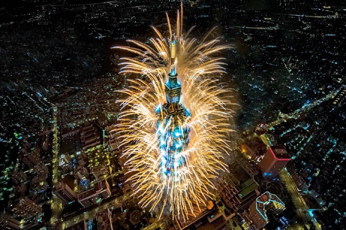 台北地標，世界級摩天大樓與觀景台。