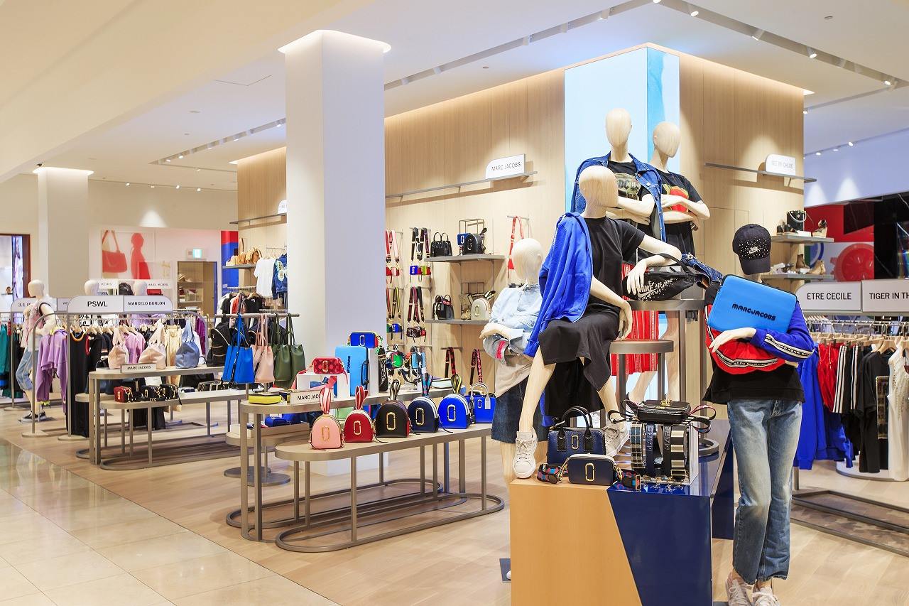 T Galleria by DFS 沖繩手袋服飾