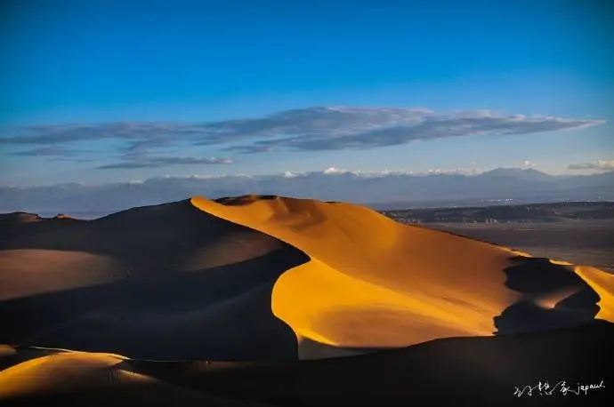 塔克拉瑪干沙漠