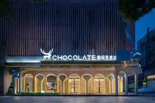 Chocolate Hotel-1