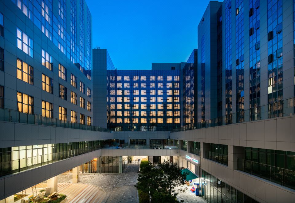 金色鬱金香仁川機場飯店&套房