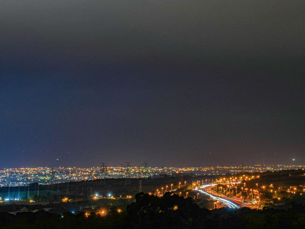 月老夜景