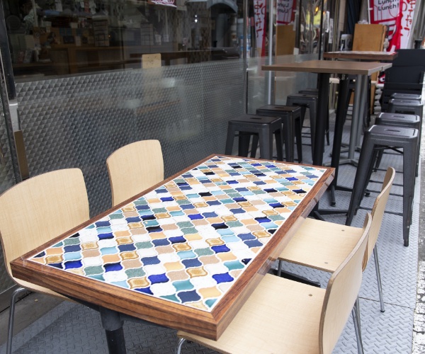 cafe&beer arca-archa 室外座位