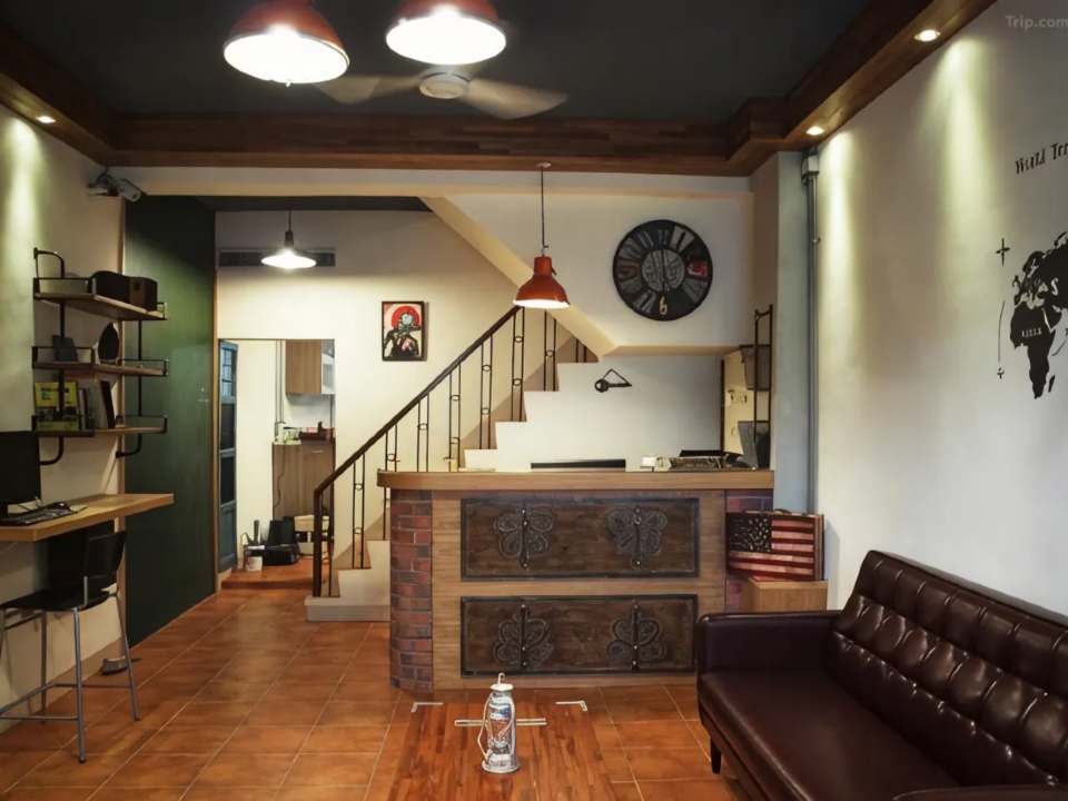 高雄敲敲門青旅