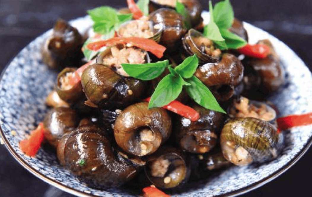 ผัดเผ็ดหอยทาก (Spicy Snails)